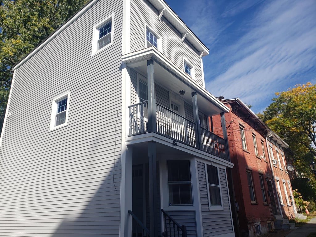 Exterior photograph of 157 Union Street, Poughkeepsie, NY 12601