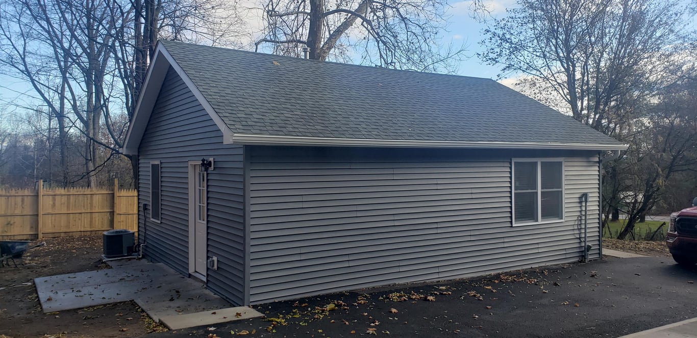 Exterior photograph of 453 Vineyard Avenue, Highland, NY 12528
