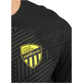 Kinder Al-Ittihad Club 2024/25 Drittes Trikot