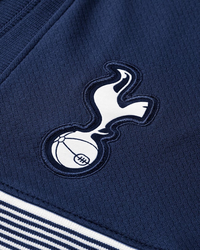 Kinder Tottenham Hotspur 2024/25 Heim Shorts
