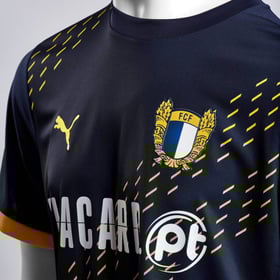 Men's FC Famalicão 2024/25 Away Shirt