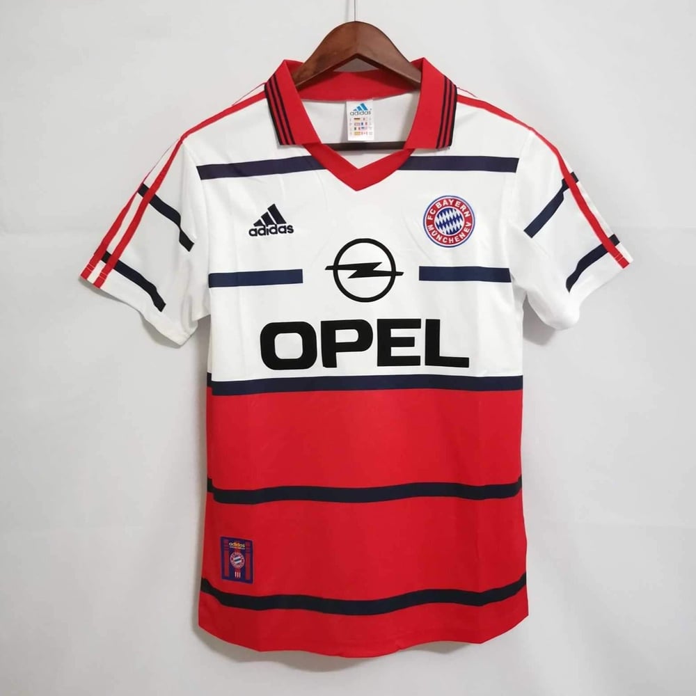 Bayern München 1998/01 Auswärtstrikot