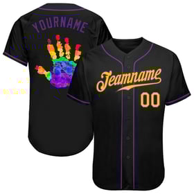 Camiseta de béisbol negra Orgullo LGBT Arcoíris Dorado-Morado Auténtica Personalizada a Mano