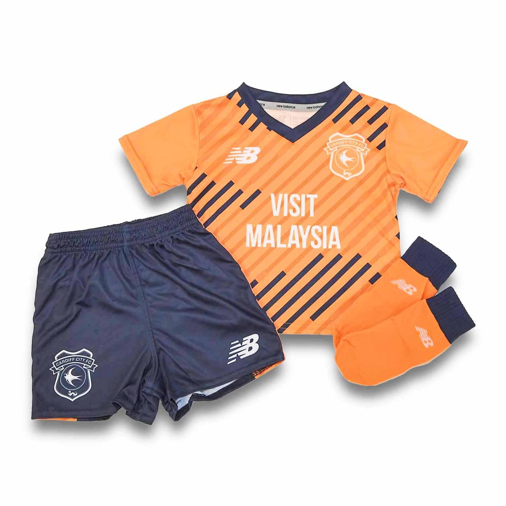 Kinder Cardiff City 2025/26 Drittes Set