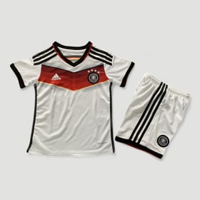 Kinder Deutschland 2014 Heimset