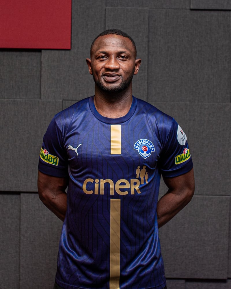 Kinder Kasimpasa 2024/25 Heimtrikot