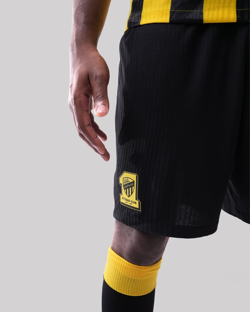 Kinder Al-Ittihad Club 2025/26 Heim Shorts