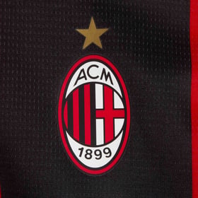 Ensemble domicile Milan 2026/27 enfant