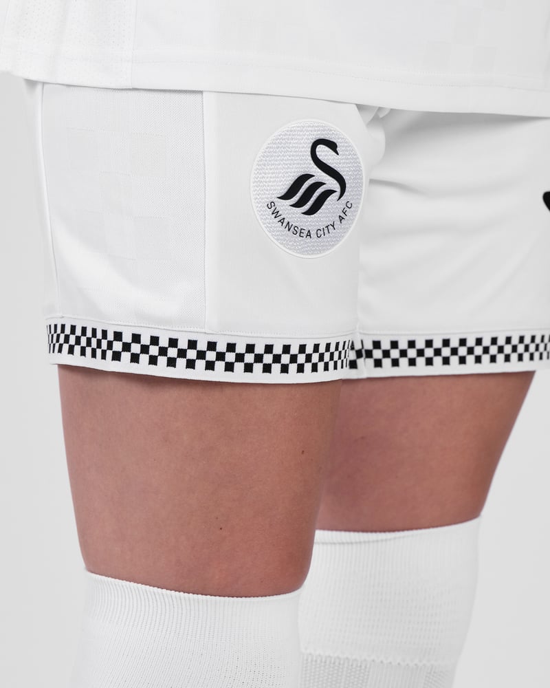 Kinder Swansea City 2025/26 Heimshorts