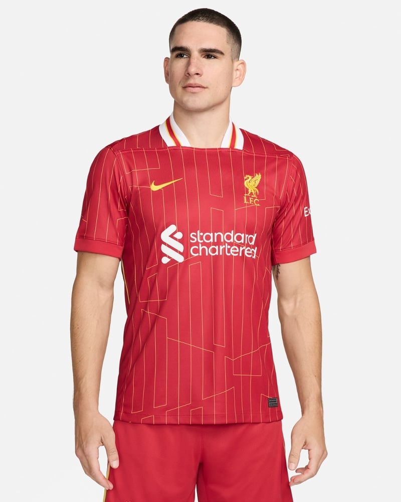 Kinder Liverpool 2024/25 Heim LFC Champions Trikot & Goldene Trophäe