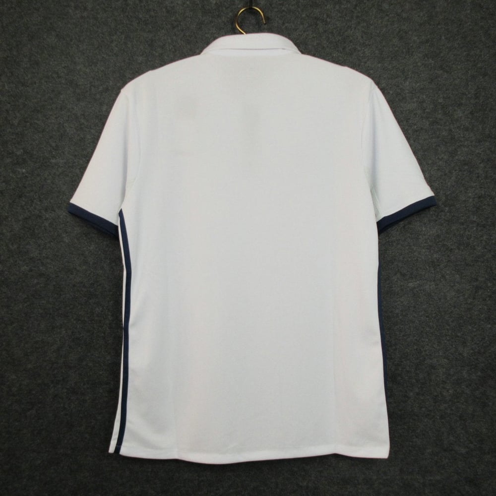 Real Madrid 2016/17 Heimtrikot