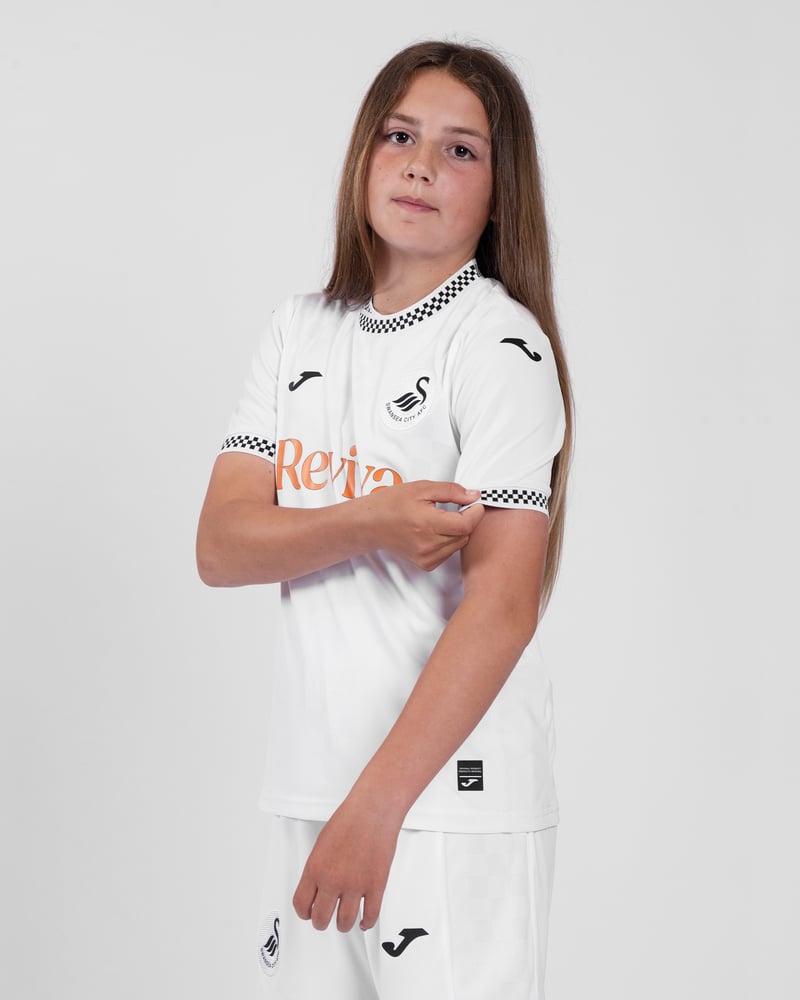 Kinder Swansea City 2025/26 Heimset