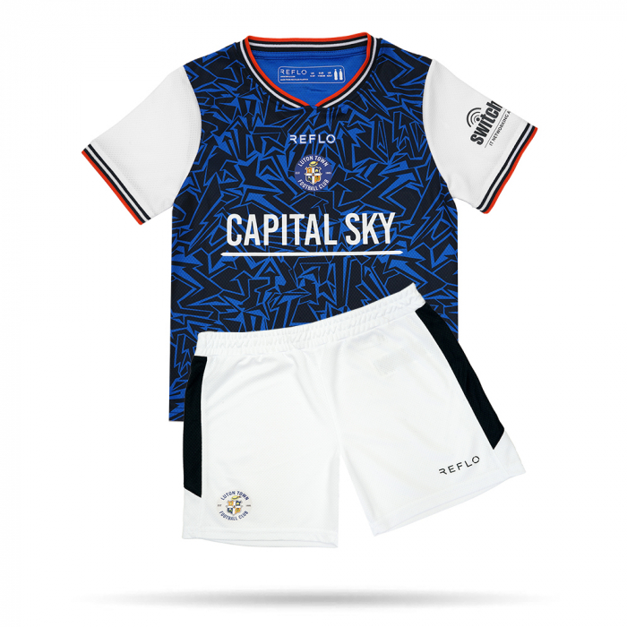 Kinder Luton Town 2025/26 Auswärtstrikotset