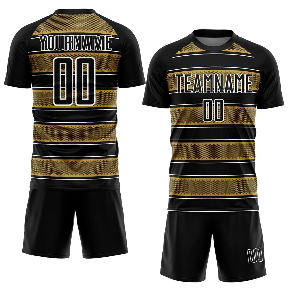 Camiseta de fútbol personalizada con sublimación de líneas y formas geométricas en negro, dorado antiguo y blanco