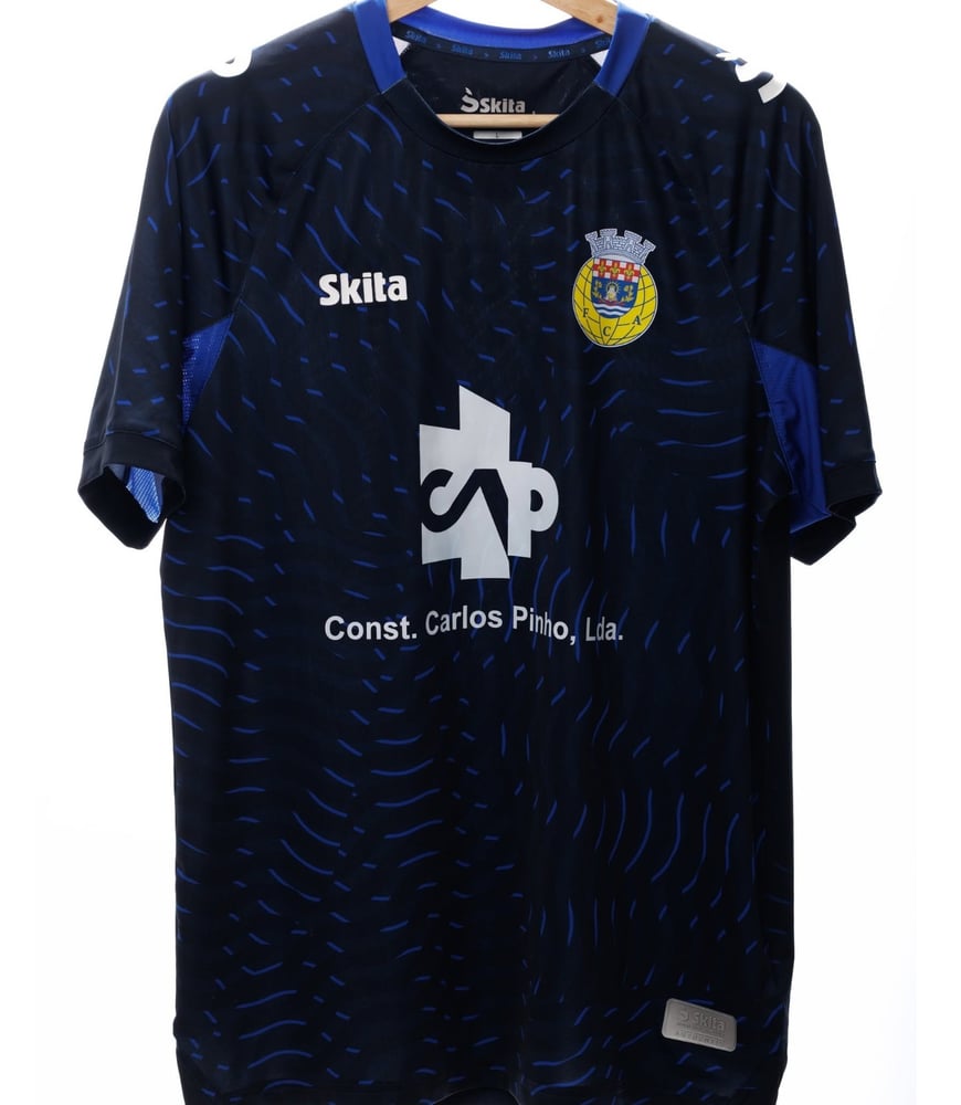Kinder FC Arouca 2025/26 Auswärtstrikot