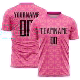 Camiseta de fútbol geométrica uniforme rosa, negra y rosa medio con sublimación personalizada