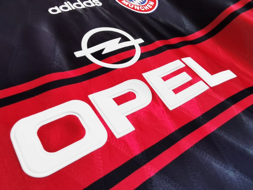 Bayern Munich 1997/99 Home Shirt