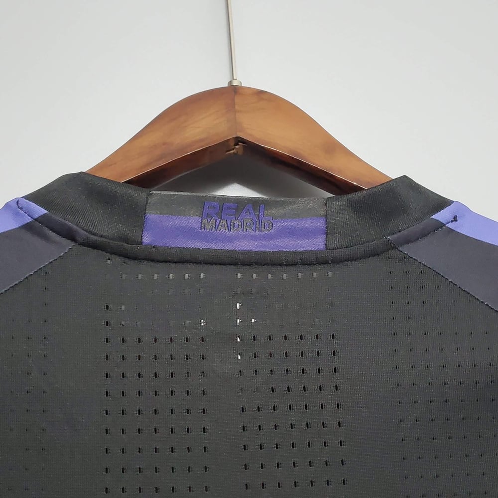 Real Madrid 2016/17 Drittes Trikot