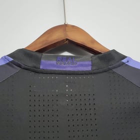 Real Madrid 2016/17 Drittes Trikot