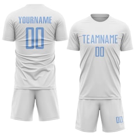 Camiseta de fútbol uniforme azul claro sublimación personalizada blanca