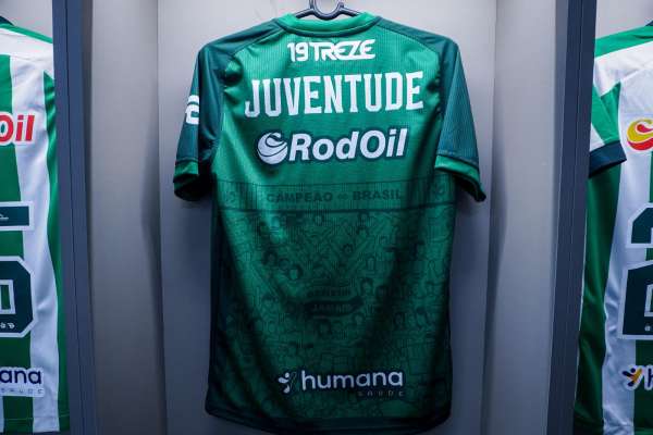 Kinder Juventude 2025 Dritt Warm Up Shirt