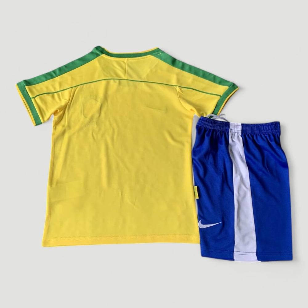 Kinder Brasilien 1998 Heimset