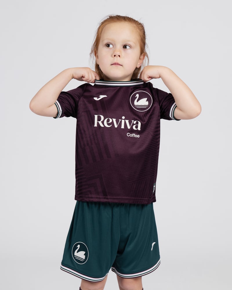 Kinder Swansea City 2025/26 Auswärtset