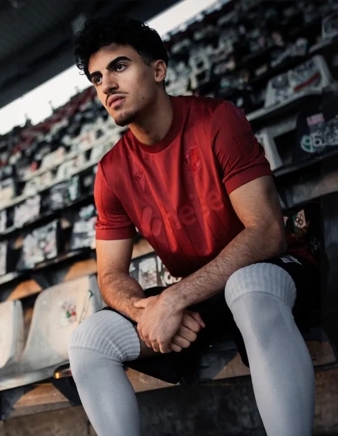 Kinder Hannover 96 2025/26 130-Jahre Jubiläum Trikot