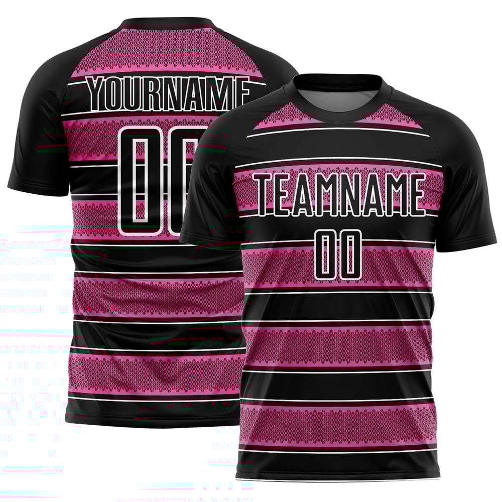 Camiseta de fútbol personalizada con sublimación de líneas y formas geométricas en negro, rosa y blanco