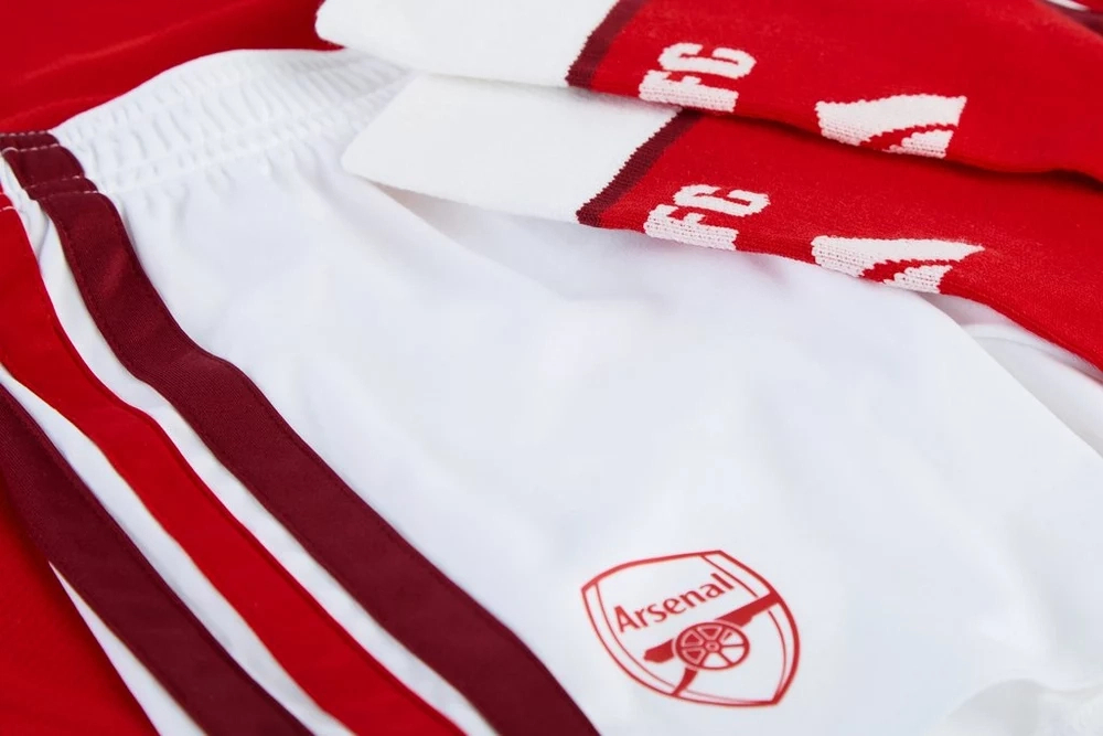 Conjunto Local Infantil Arsenal 2026/27