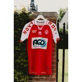 Kinder KV Kortrijk 2024/25 Heimtrikot