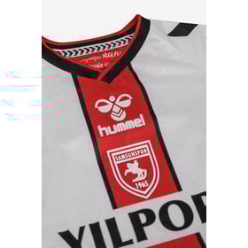 Kinder Samsunspor 2024/25 Auswärtskit
