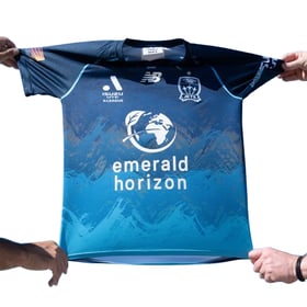 Barnens Newcastle Jets 2025/26 tredje tröja