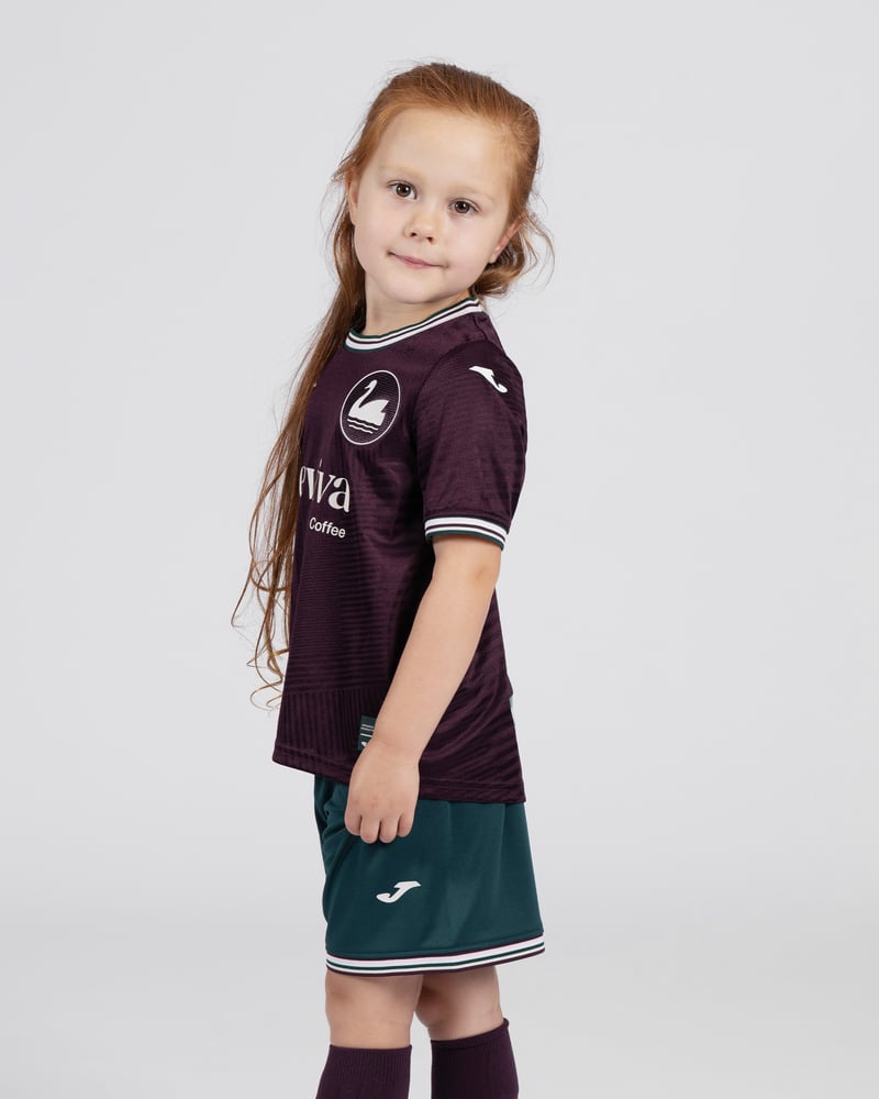 Kinder Swansea City 2025/26 Auswärtset