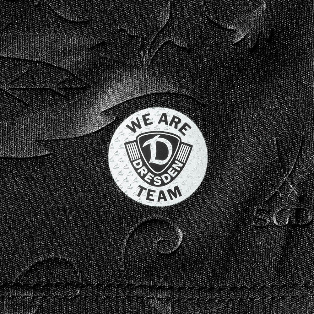 Camiseta Especial Totalmente Negra Dynamo Dresden Niño 2025/26