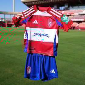 Kinder Granada CF 2023/24 Heimkit