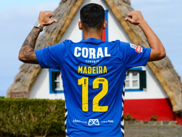 Kinder CD Nacional 2024/25 Drittes Trikot