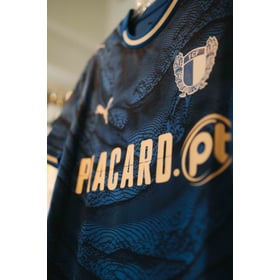 Men's FC Famalicão 2025/26 Away Shirt