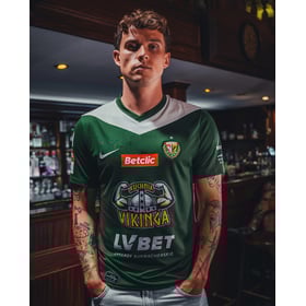 Damen Śląsk Wrocław 2025/26 Heimtrikot mit Ligabeflockung