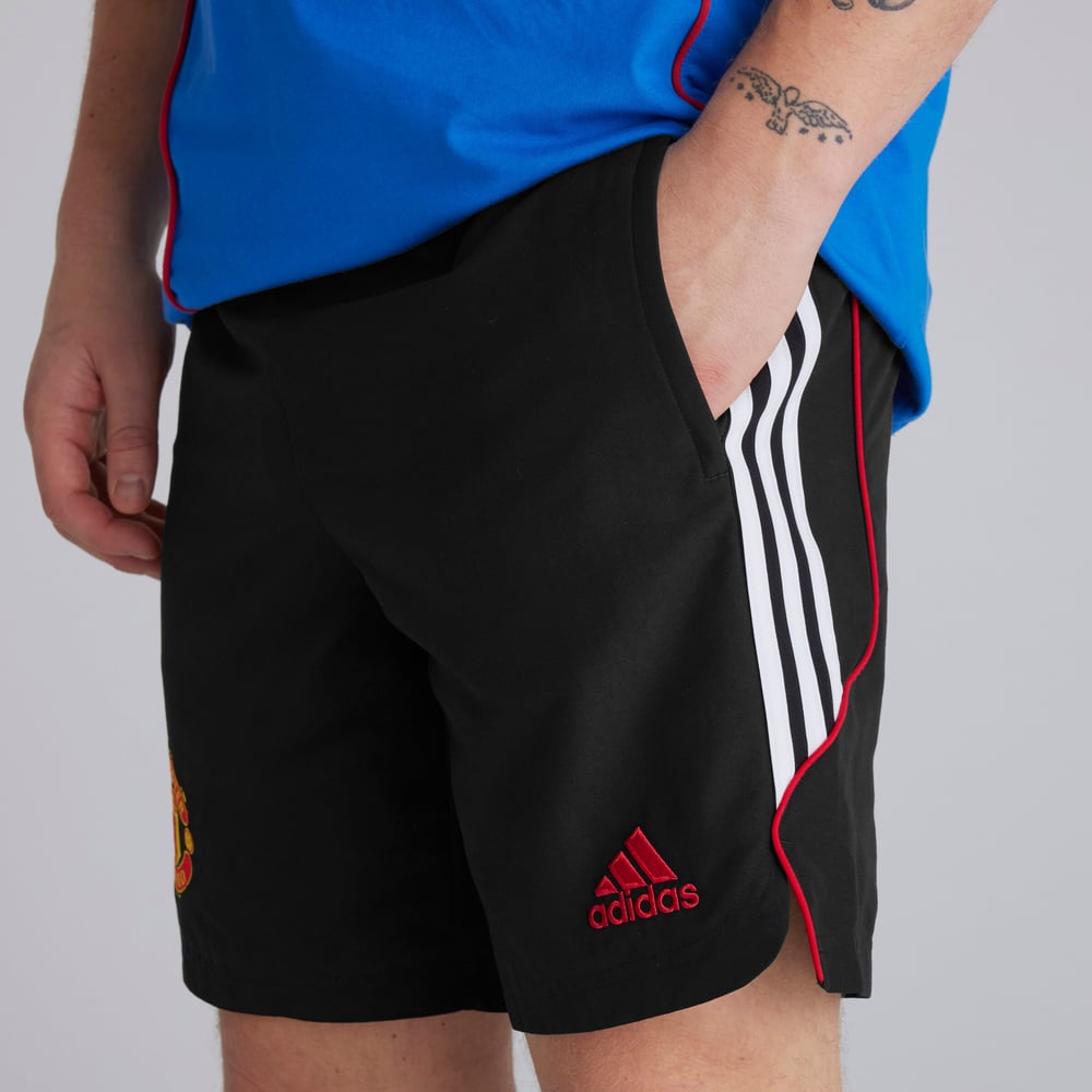 Kinder Manchester United 2024/25 Urban Purist Shorts