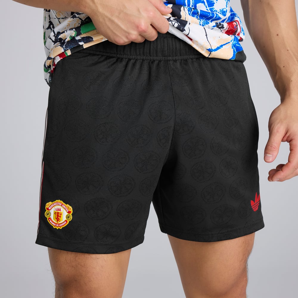 Damen Manchester United 2025/26 Stone Roses Shorts