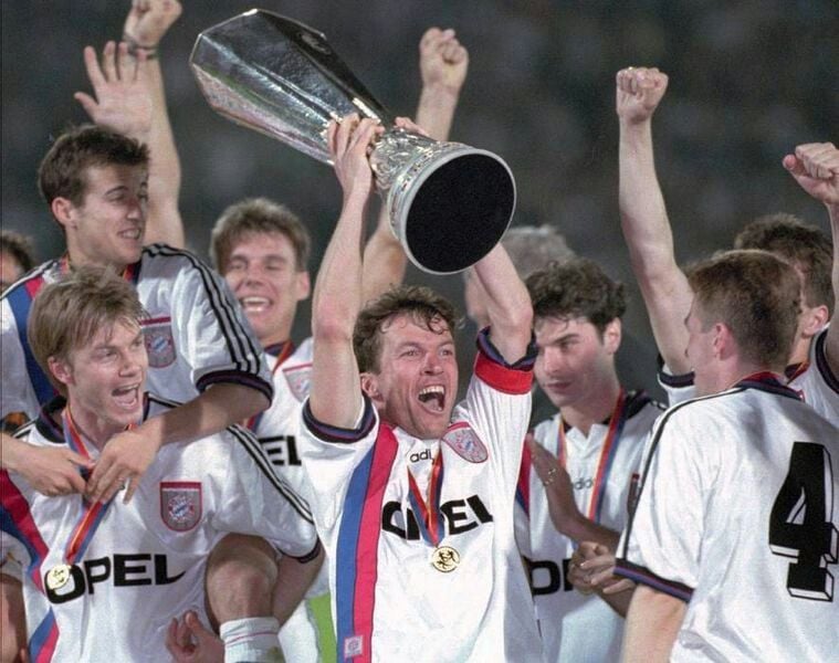 Bayern München 1995/97 Auswärtstrikot