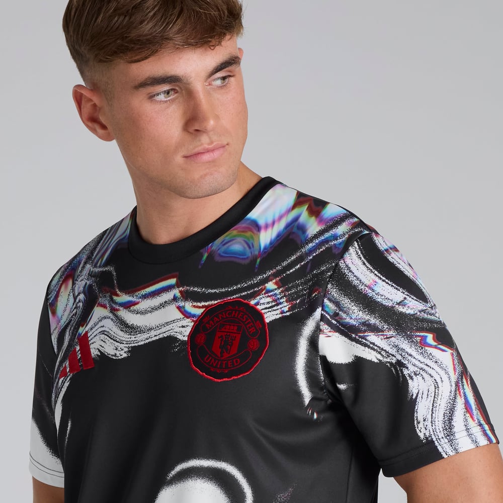 Damen Manchester United 2025/26 Drittes Pre-Match Trikot – Schwarz