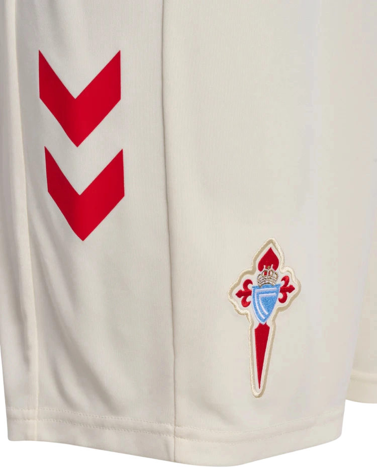 Kinder Celta Vigo 2026/27 Heimshorts
