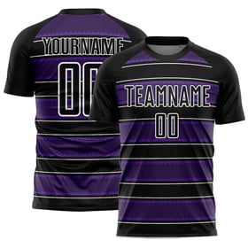 Camiseta de fútbol personalizada con sublimación de líneas y formas geométricas en negro, morado y blanco
