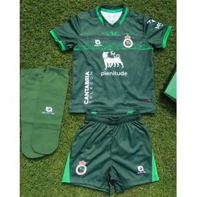 Kinder R. Racing Club 2025/26 Auswärtsset