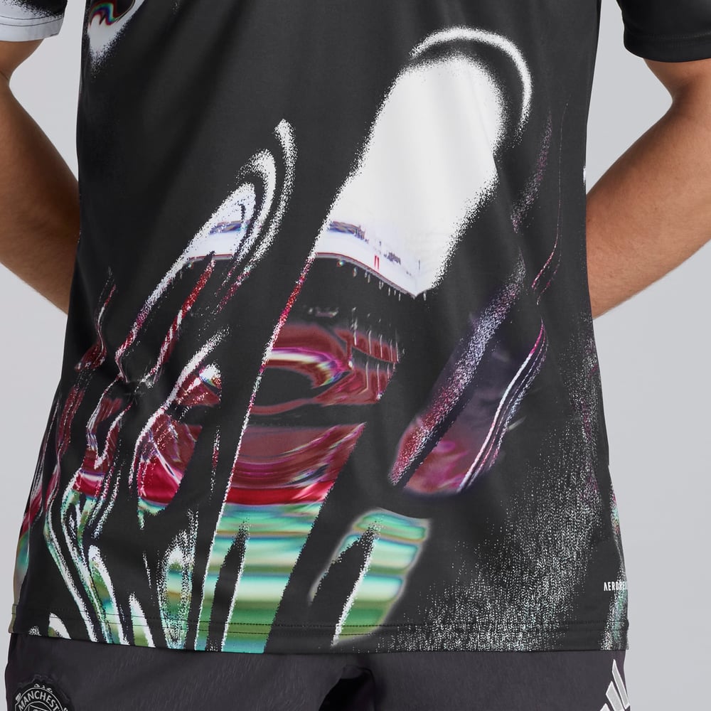 Damen Manchester United 2025/26 Drittes Pre-Match Trikot – Schwarz