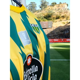 Damen CD Tondela 2025/26 Heimtrikot
