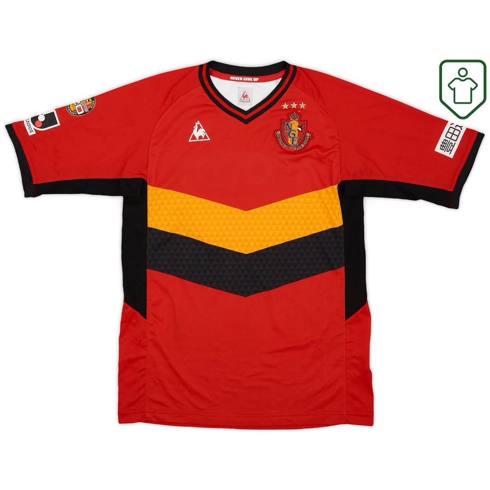 Herren Nagoya Grampus 2011/12 Heim Retro Shirt