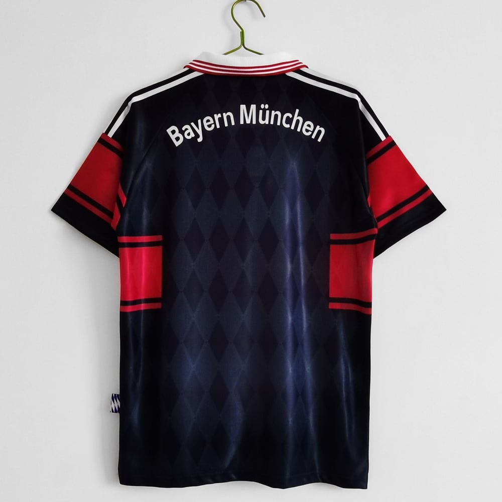Bayern Munich 1997/99 Home Shirt